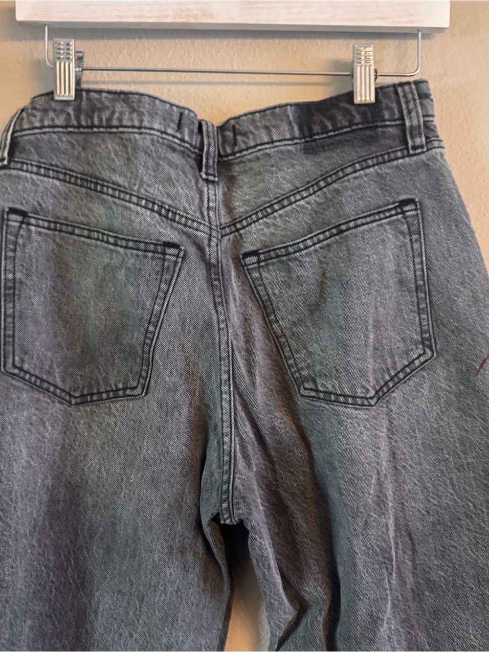 ABERCROMBIE Loose HR Denim - Picture 4 of 7